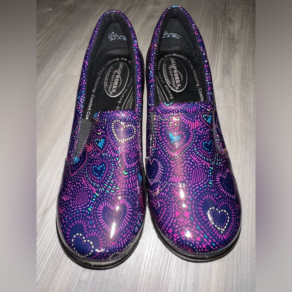 Easy Street Purple Heart Mules clogs comfort size 11 w
